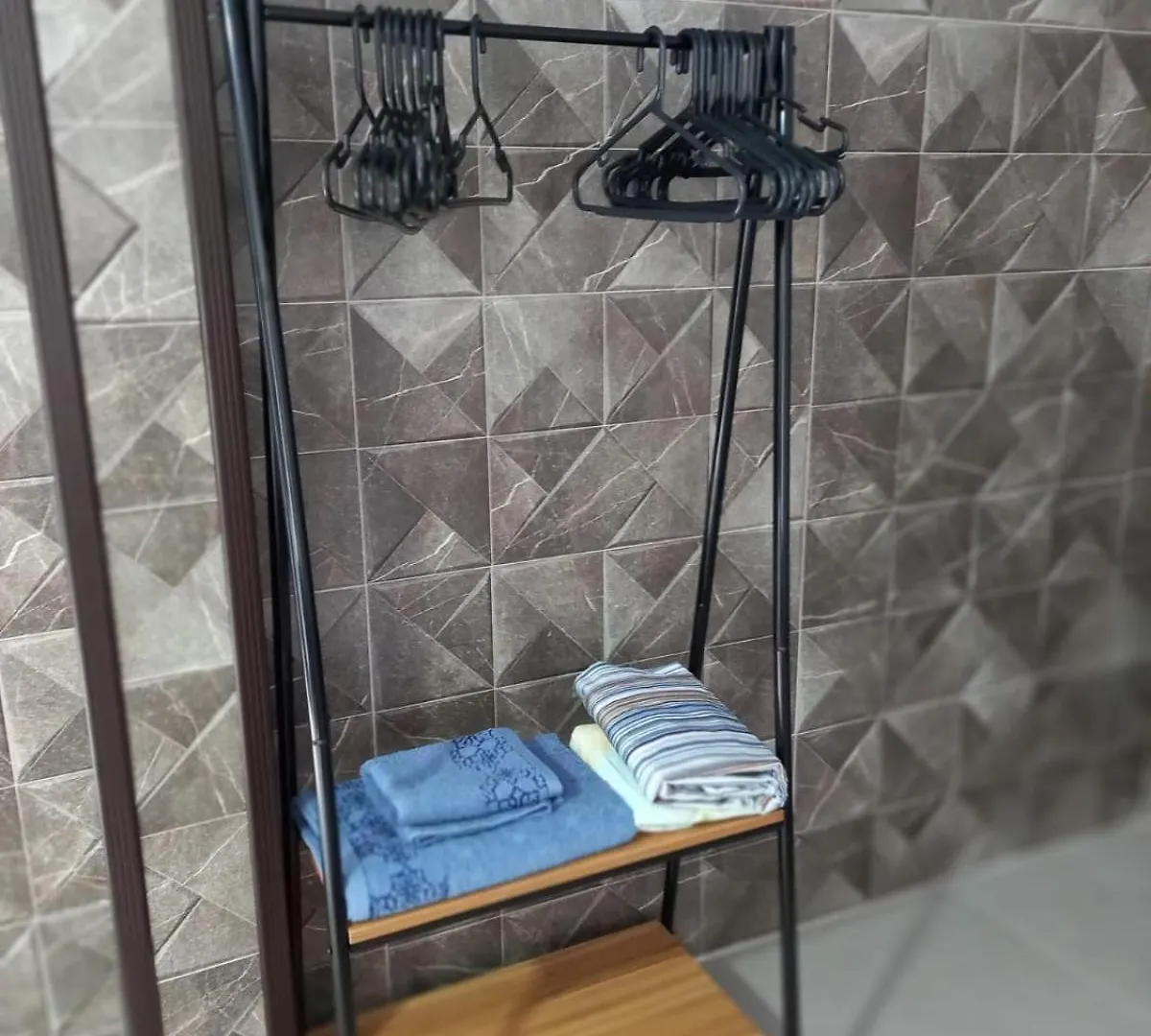 Ferienwohnung Kit Net Em Casa De Familia Florianópolis Apartment